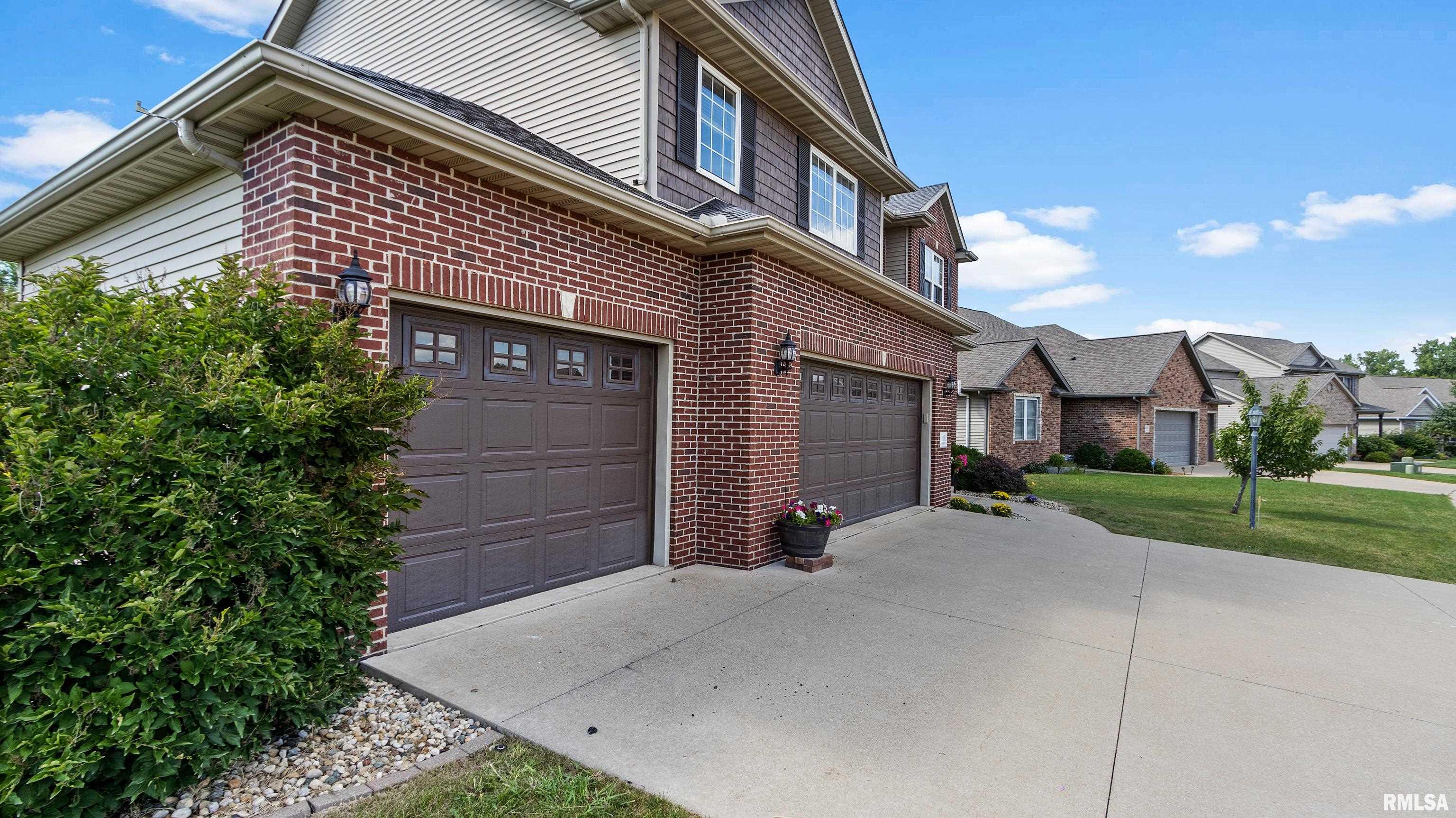 11011 North Country Ridge Lane Dunlap, IL 61525 - Photo 49 of 62 Gallery Image 49