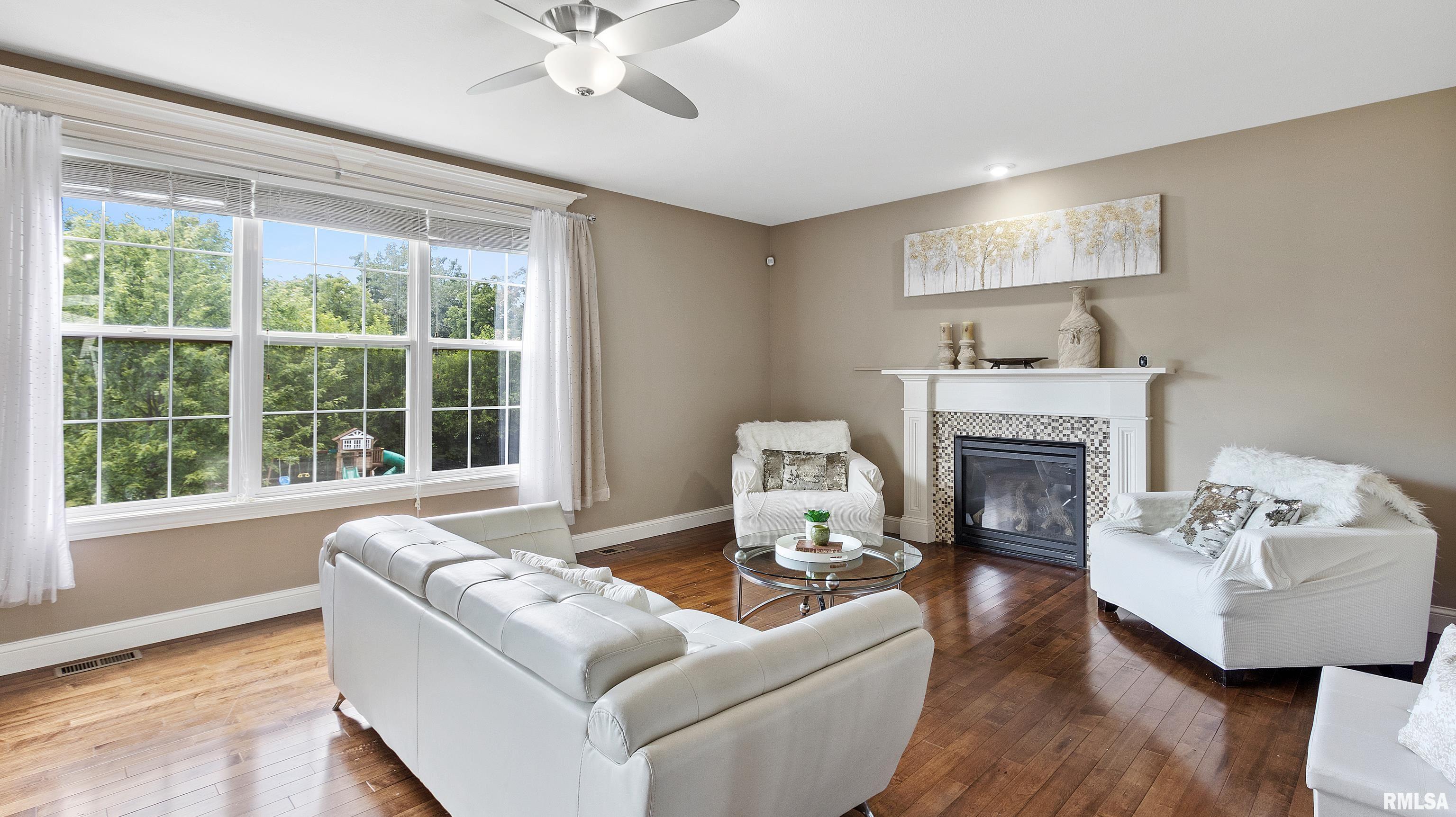 11011 North Country Ridge Lane Dunlap, IL 61525 - Photo 6 of 62 Gallery Image 6