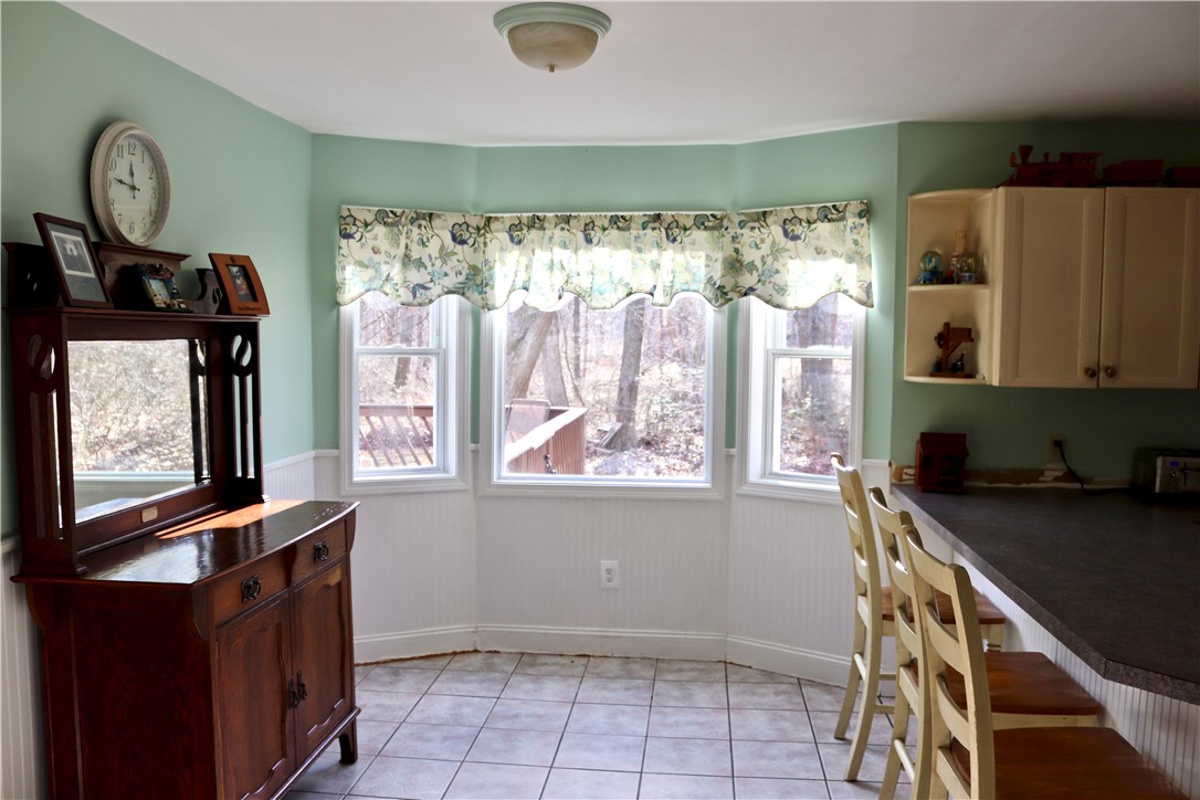 31 Wright Lane Jamestown, RI 02835 - Photo 12 of 27