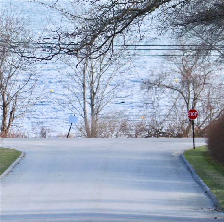 31 Wright Lane Jamestown, RI 02835 - Photo 3 of 27