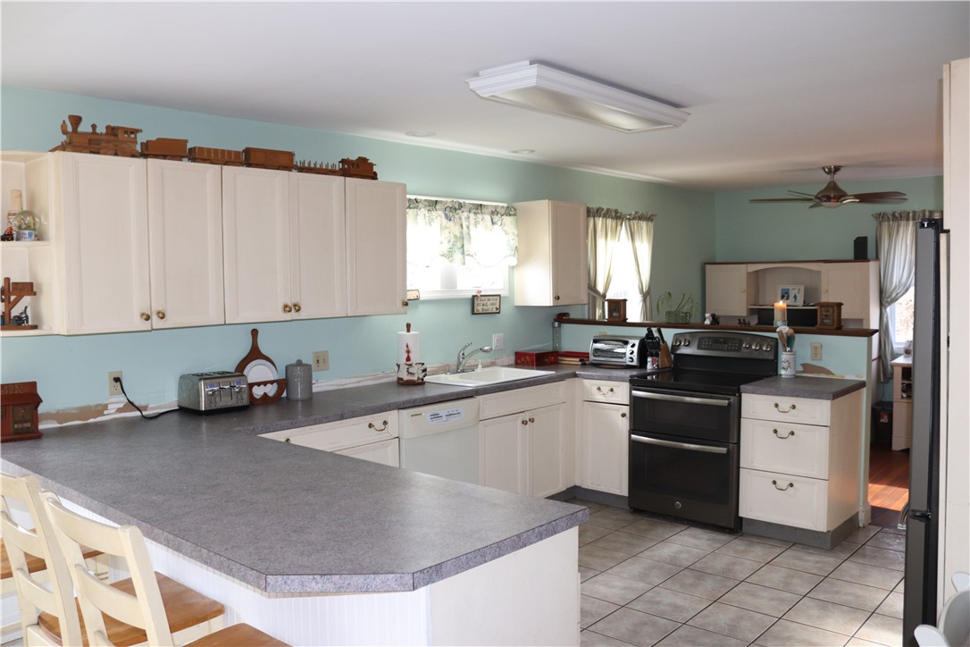 31 Wright Lane Jamestown, RI 02835 - Photo 9 of 27