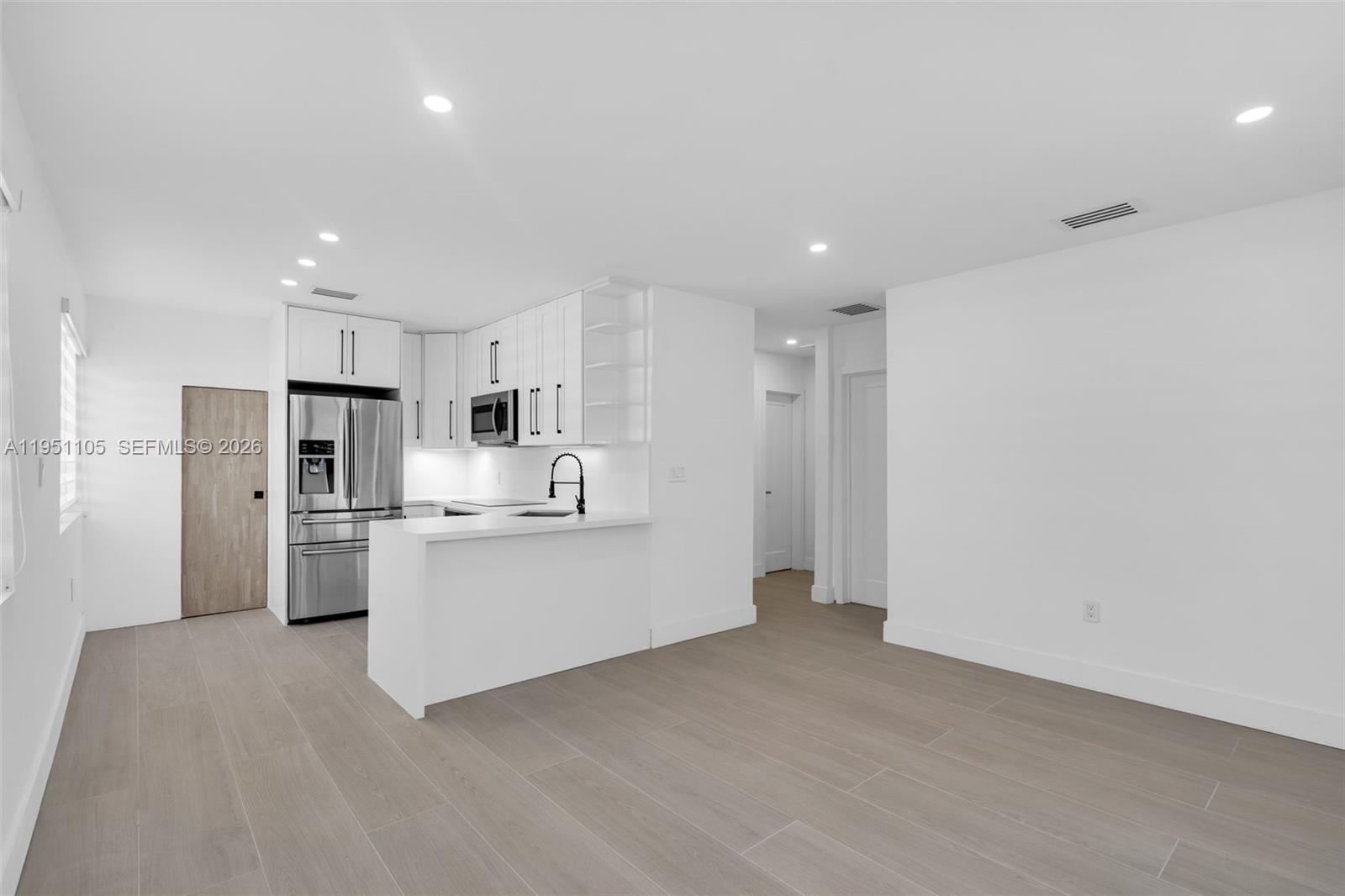 1293 Southwest 22nd Avenue Miami, FL 33135 - Photo 11 of 56 Unit 2