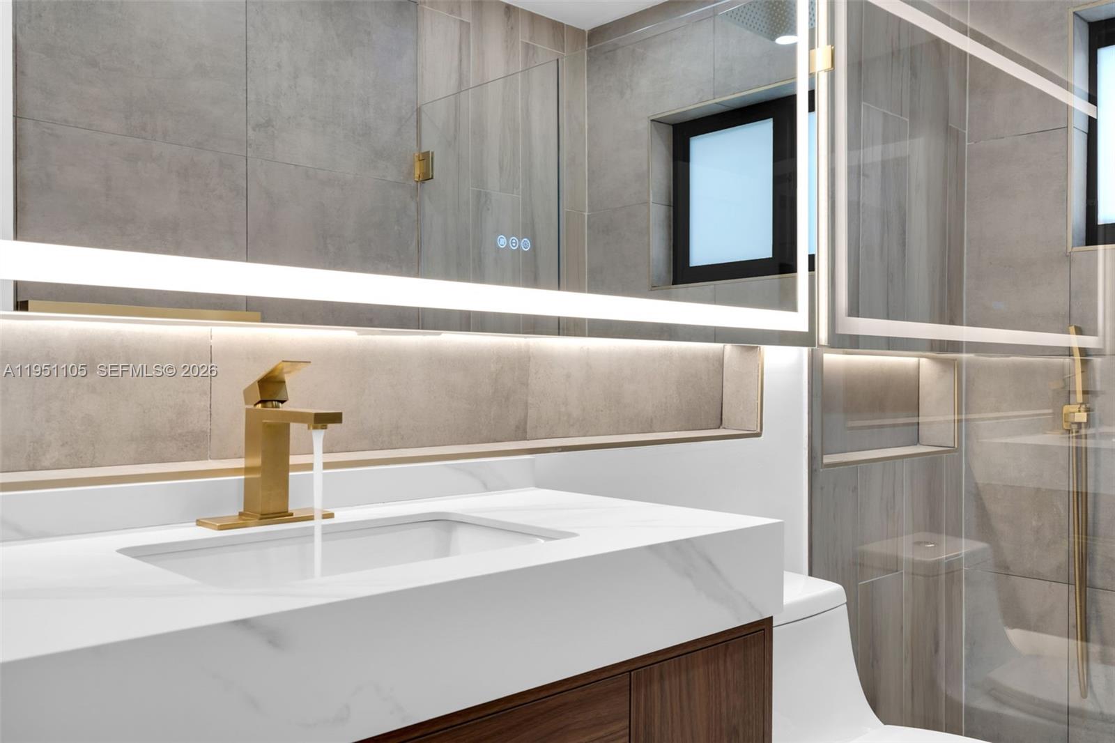 1293 Southwest 22nd Avenue Miami, FL 33135 - Photo 9 of 56 Unit 2