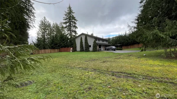 $1,398,000 | 23525 Southeast 32nd Way, Sammamish, WA 98029