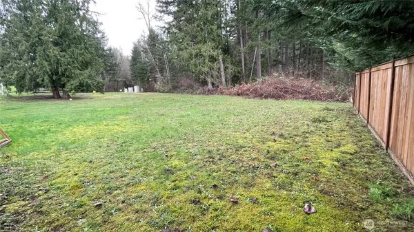 $1,398,000 | 23525 Southeast 32nd Way, Sammamish, WA 98029