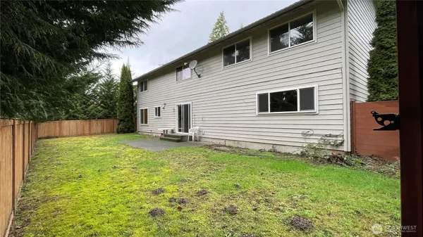 $1,398,000 | 23525 Southeast 32nd Way, Sammamish, WA 98029