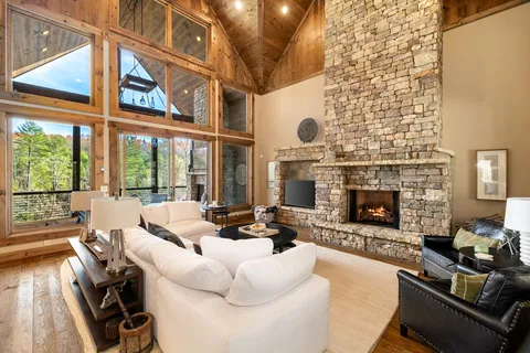 $2,895,000 | 450 Miracle Lane, Blue Ridge, GA 30513