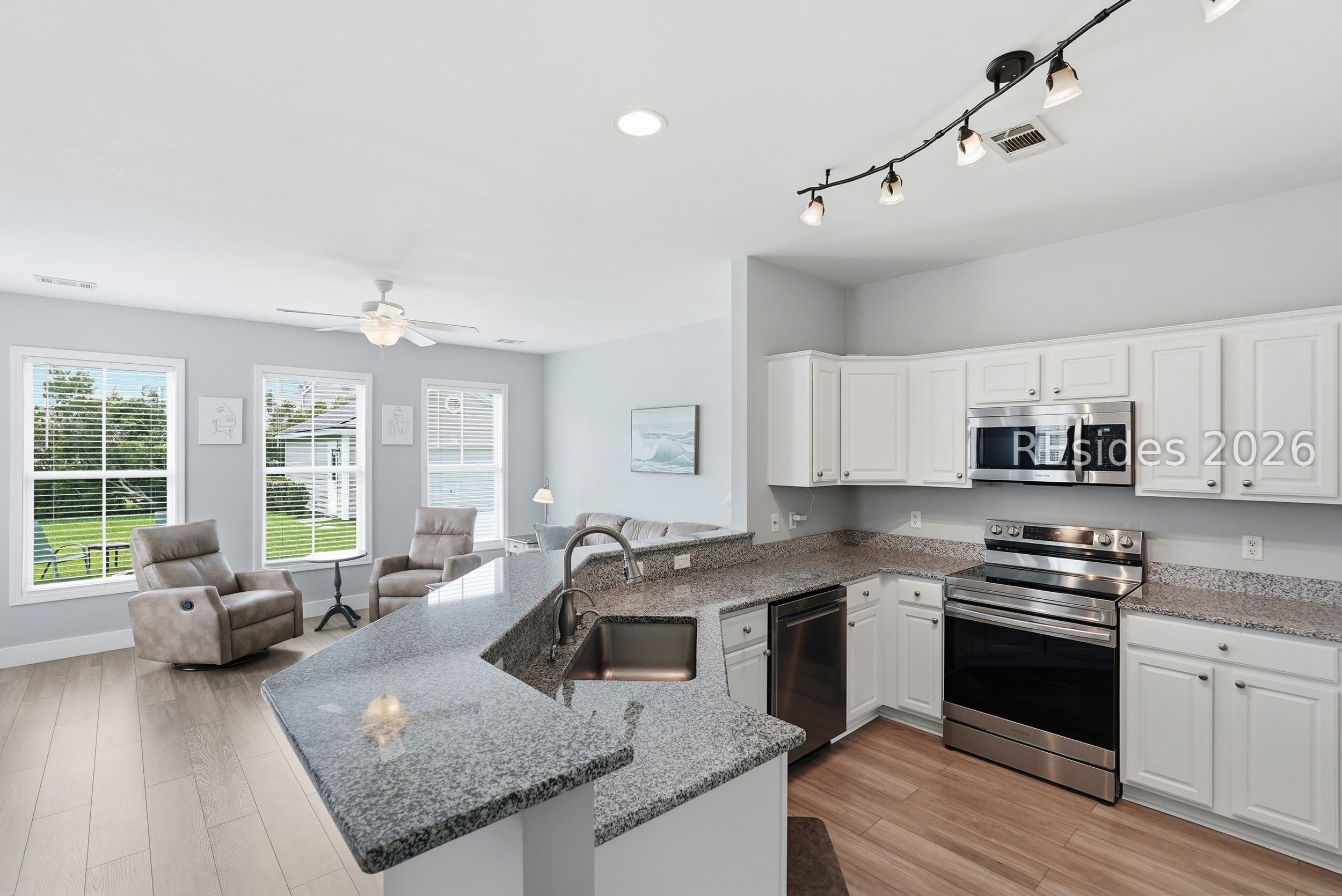 48 Woods Bay Road Bluffton, SC 29910 - Photo 15 of 53