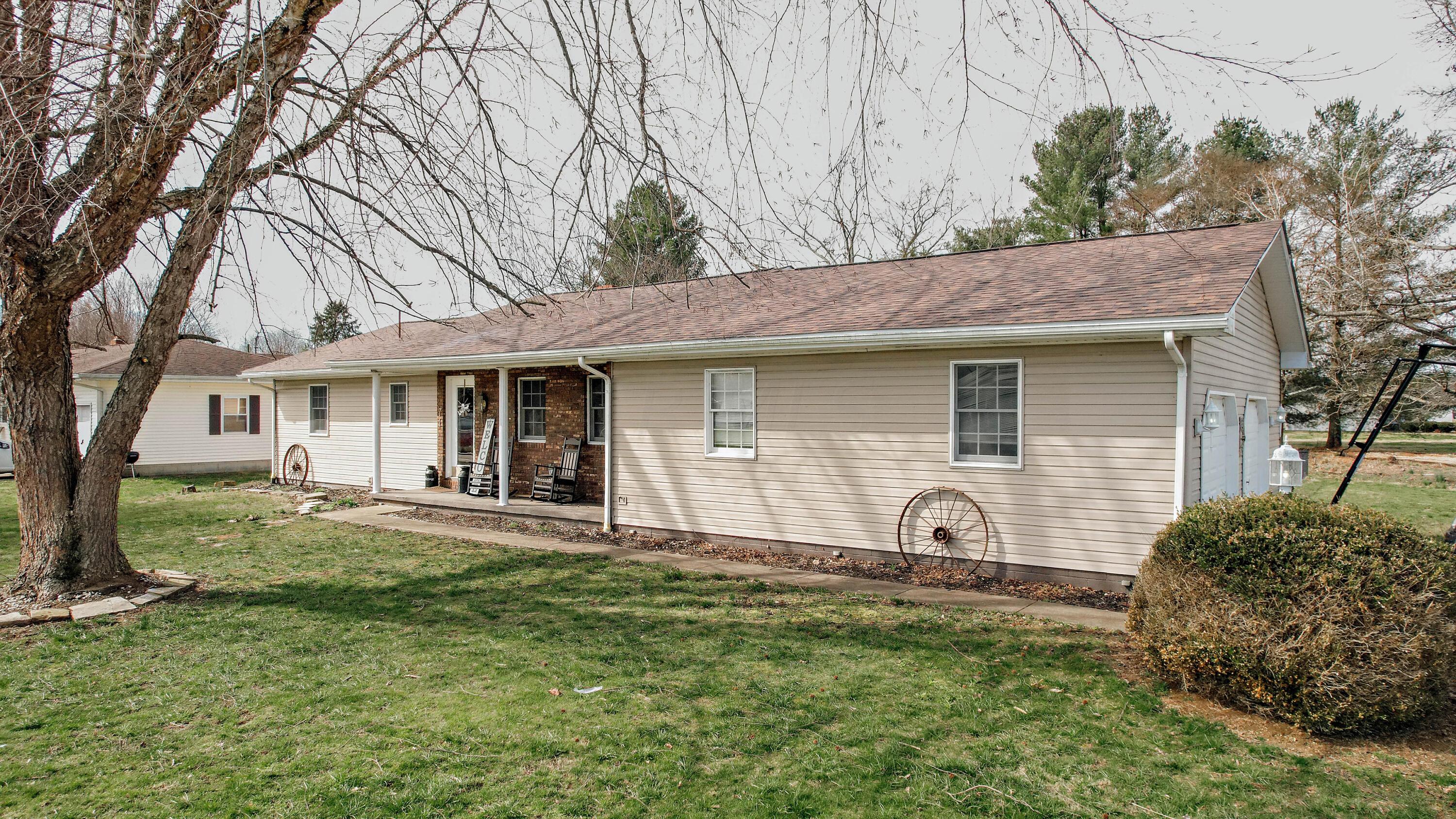71 Sunset Road Londonderry, OH 45647 - Photo 3 of 46 003