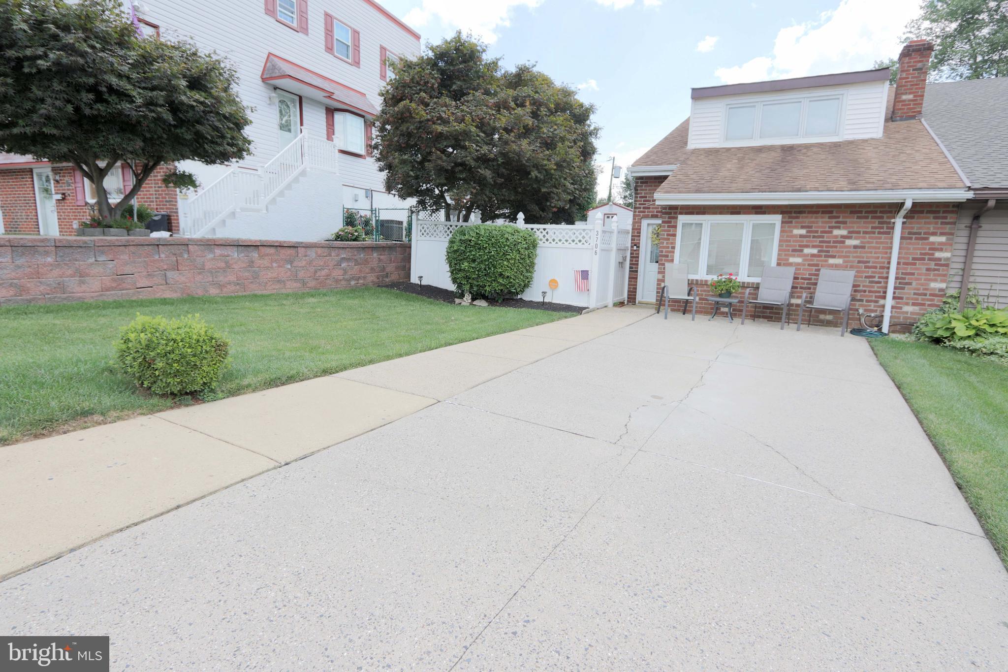 3706 Byrne Road Philadelphia, PA 19154 - Photo 4 of 50 Gallery Image 4