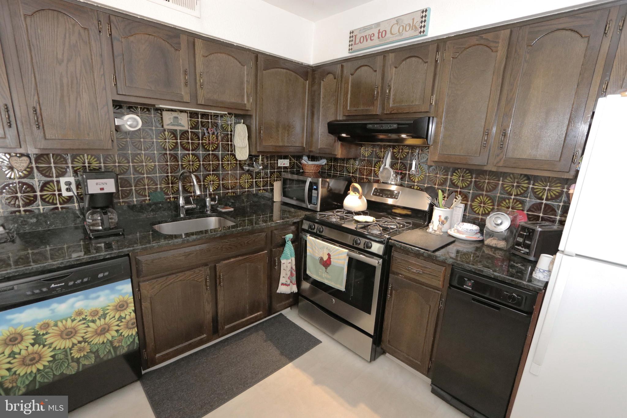 3706 Byrne Road Philadelphia, PA 19154 - Photo 8 of 50 Gallery Image 8