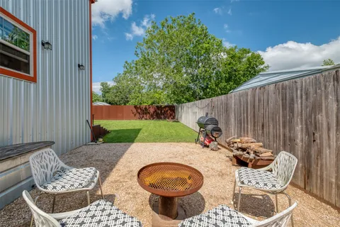 $250,000 | 505 San Saba Street, Lockhart, TX 78644