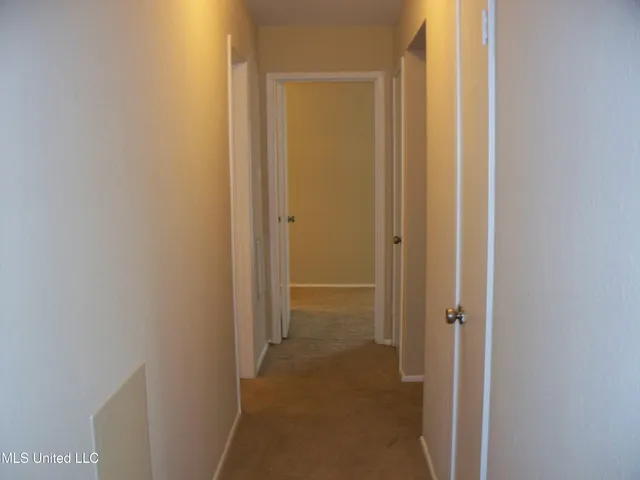 $2,000 | 527 Front Beach Drive, Ocean Springs, MS 39564