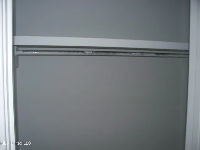 $2,000 | 527 Front Beach Drive, Ocean Springs, MS 39564