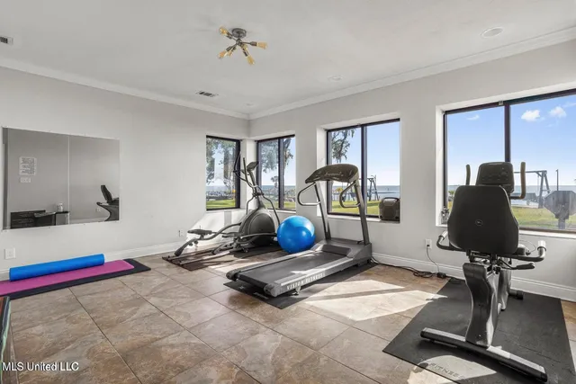 $2,000 | 527 Front Beach Drive, Ocean Springs, MS 39564