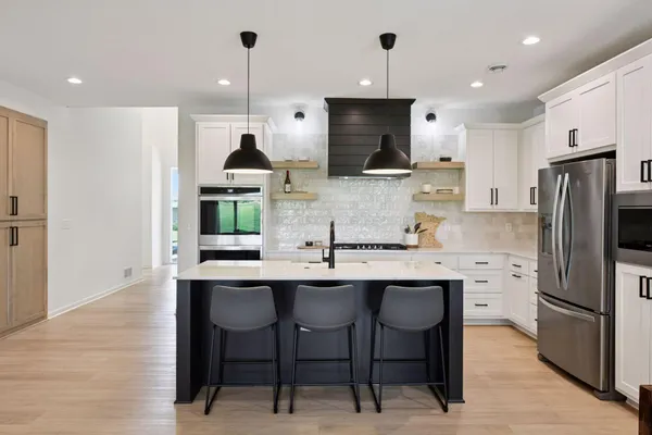 $799,999 | 25617 Cedar Lane, New Prague, MN 56071