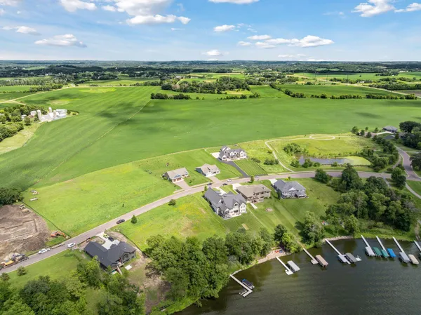 $799,999 | 25617 Cedar Lane, New Prague, MN 56071