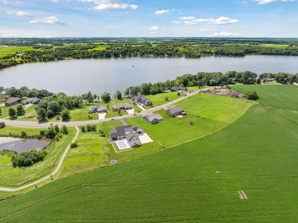 $799,999 | 25617 Cedar Lane, New Prague, MN 56071