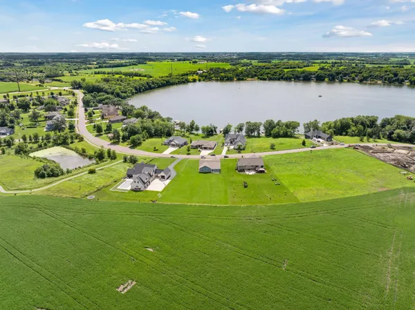 $799,999 | 25617 Cedar Lane, New Prague, MN 56071