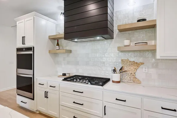 $799,999 | 25617 Cedar Lane, New Prague, MN 56071