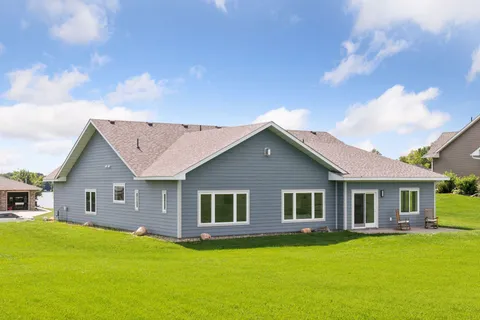 $799,999 | 25617 Cedar Lane, New Prague, MN 56071