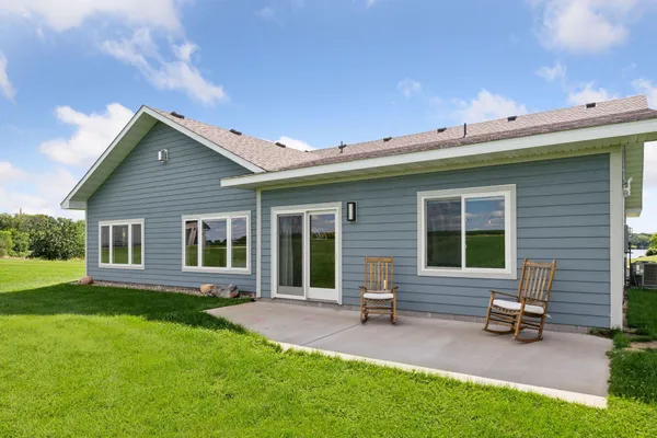 $799,999 | 25617 Cedar Lane, New Prague, MN 56071