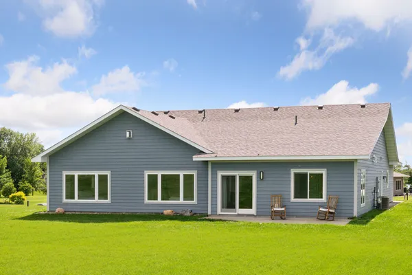 $799,999 | 25617 Cedar Lane, New Prague, MN 56071