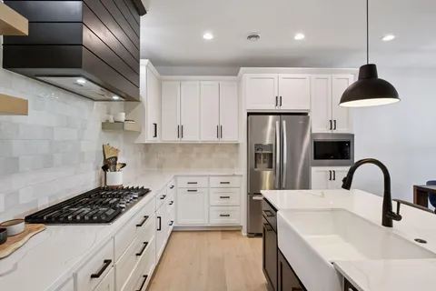 $799,999 | 25617 Cedar Lane, New Prague, MN 56071