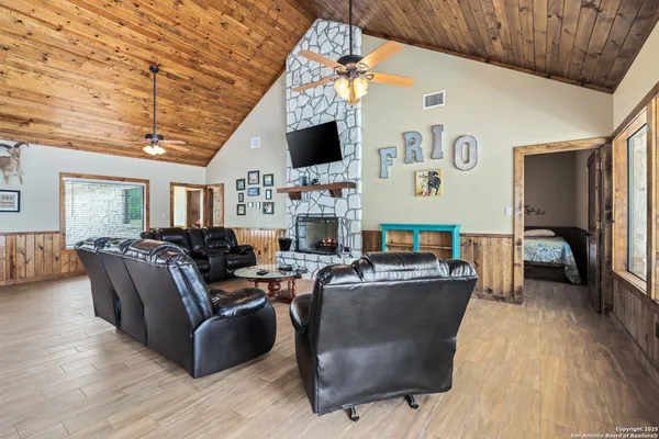 $649,000 | 72 Mountain Laurel Lane, Concan, TX 78838