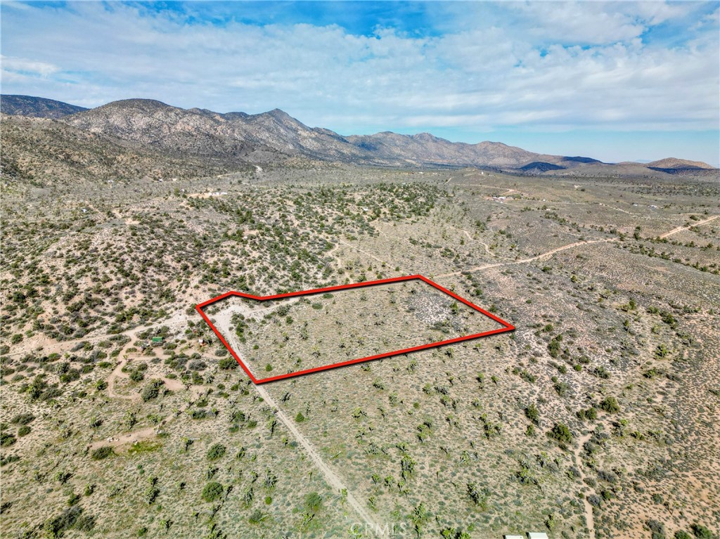 27 Vista Road Landers, CA 92285 - Photo 25 of 33 a view of mountain with lake view