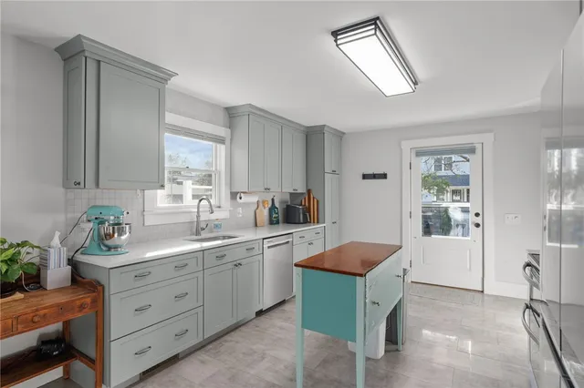 $1,495,000 | 104 Howland Avenue, Jamestown, RI 02835