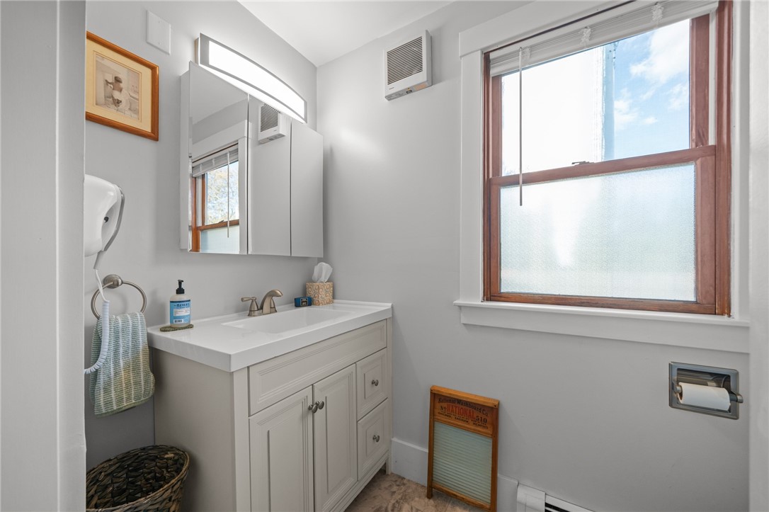 104 Howland Avenue Jamestown, RI 02835 - Photo 22 of 50