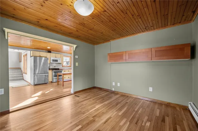 $1,495,000 | 104 Howland Avenue, Jamestown, RI 02835