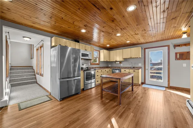 $1,495,000 | 104 Howland Avenue, Jamestown, RI 02835