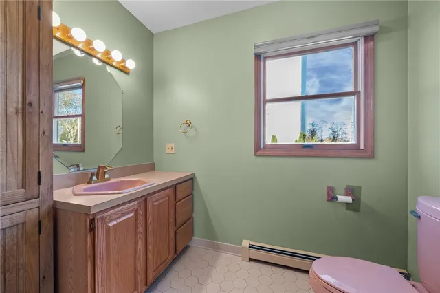 $1,495,000 | 104 Howland Avenue, Jamestown, RI 02835