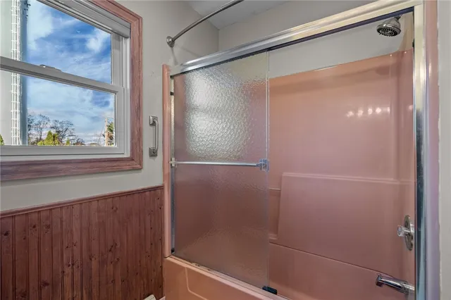 $1,495,000 | 104 Howland Avenue, Jamestown, RI 02835