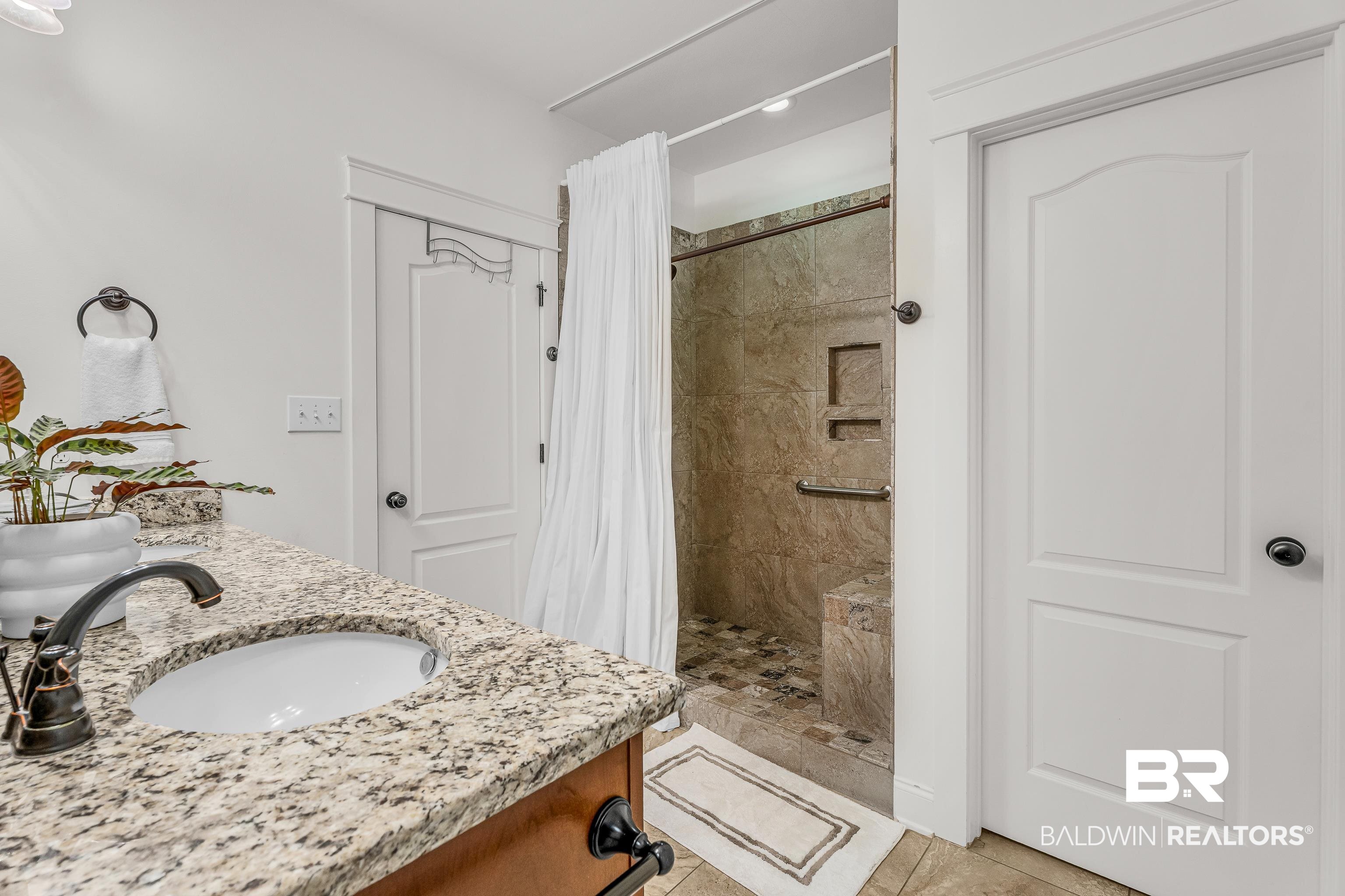 243 Hawthorne Circle Fairhope, AL 36532 - Photo 21 of 37 Water Closet