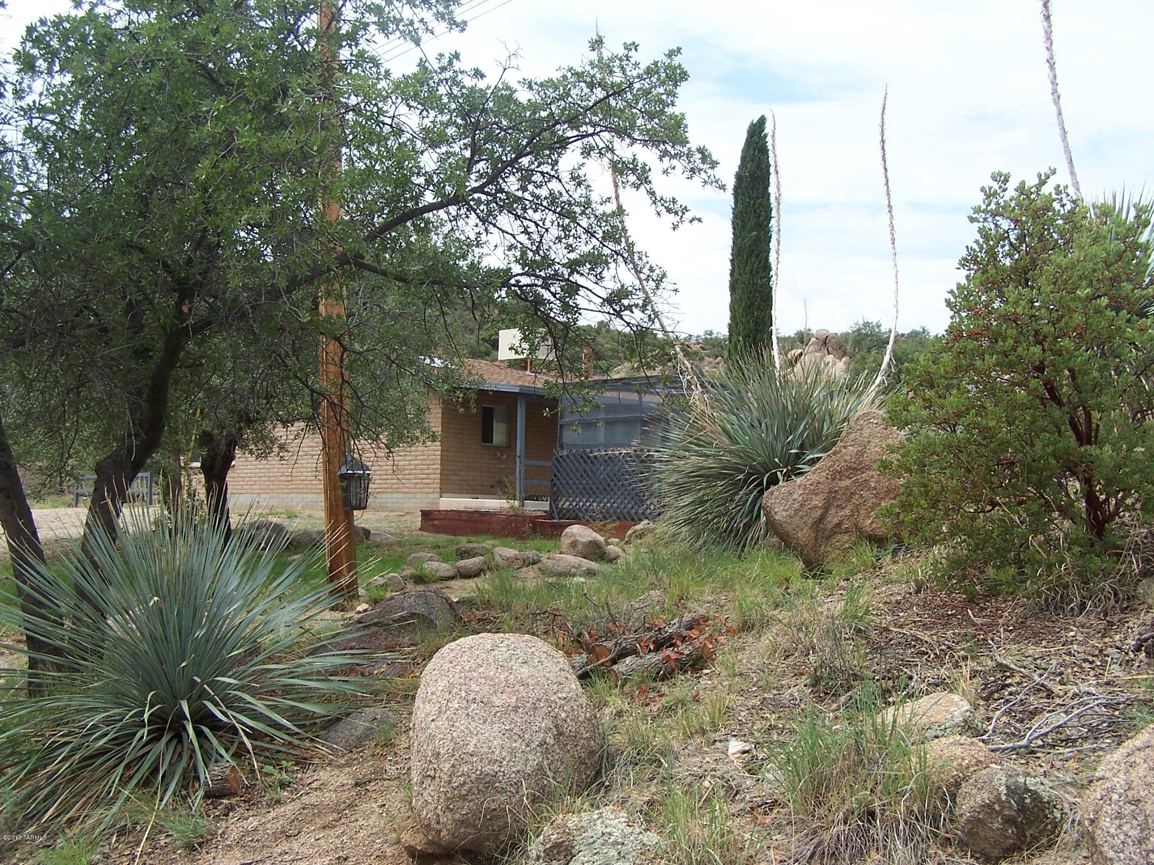 1880 South Cody Loop Road Oracle, AZ 85623 - Photo 19 of 28
