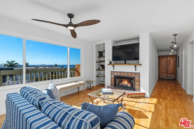 $1,150,000 | 409 Arenoso Lane, Unit 12, San Clemente, CA 92672