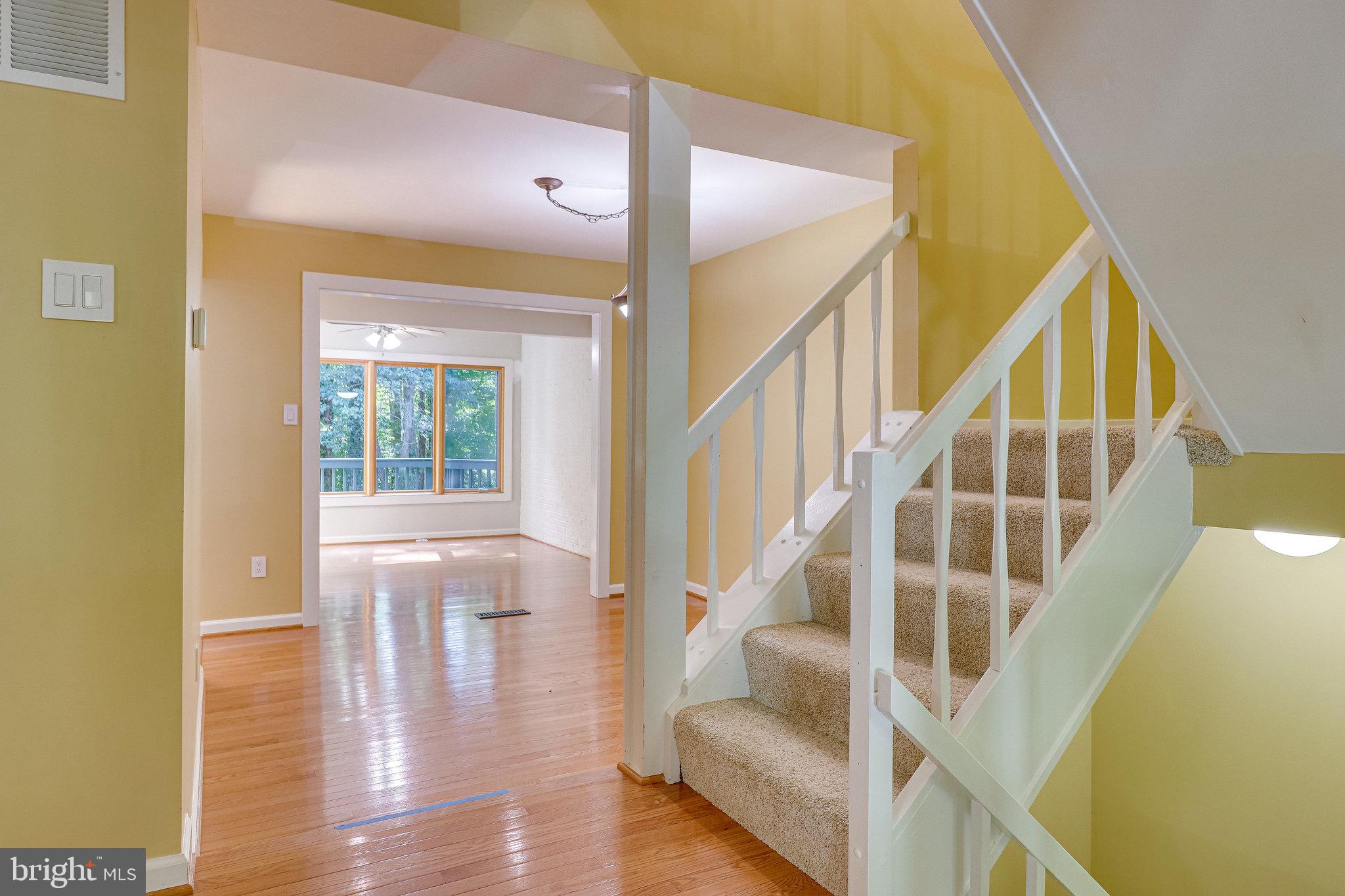 2210 Glencourse Lane Reston, VA 20191 - Photo 17 of 84 Sun Kissed Main Level is so Inviting!