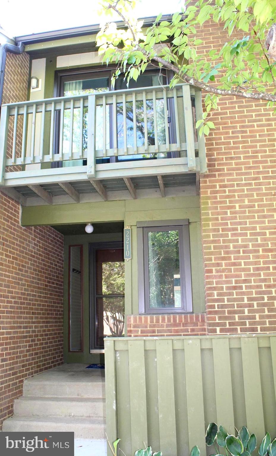 2210 Glencourse Lane Reston, VA 20191 - Photo 3 of 84 Recently Refreshed Entry Sidewalk