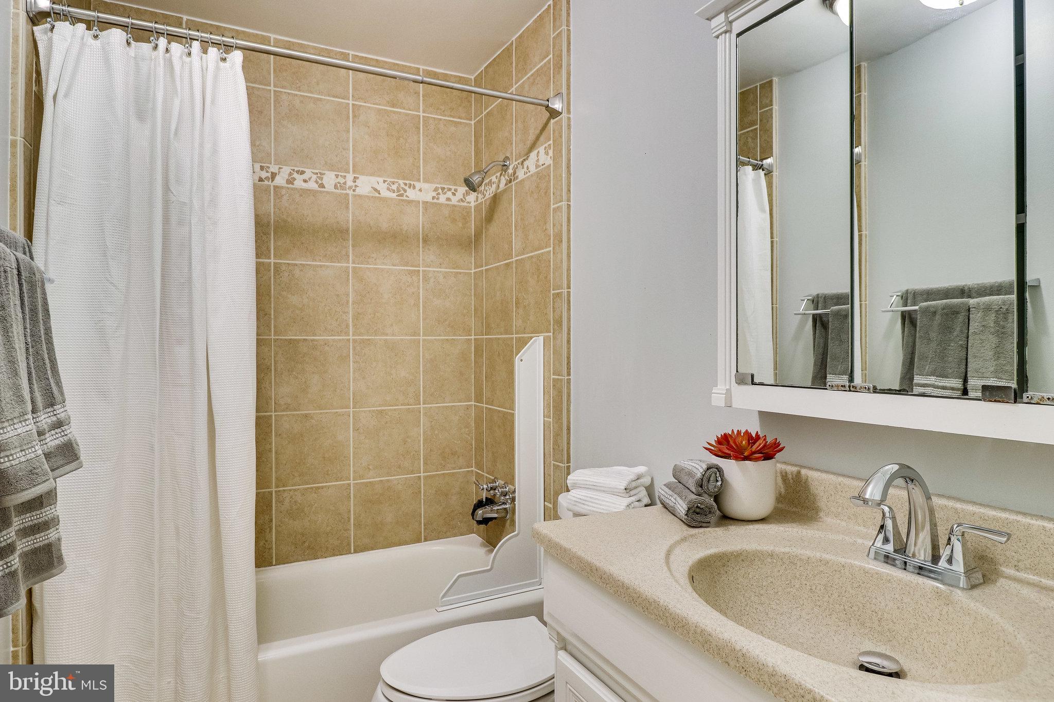 2210 Glencourse Lane Reston, VA 20191 - Photo 40 of 84 Upper Level Full Bathroom