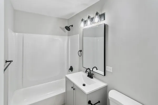 $229,700 | 505 Barbara Court, University Park, IL 60484