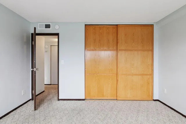 $94,999 | 1920 South 1st Street, Unit 707, Minneapolis, MN 55454