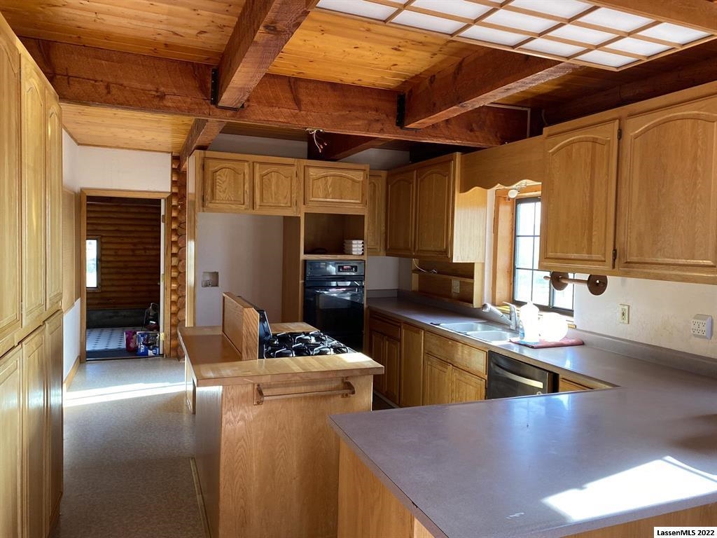 698-555 Gold Run Road Susanville, CA 96130 - Photo 4 of 29 Gallery Image 4