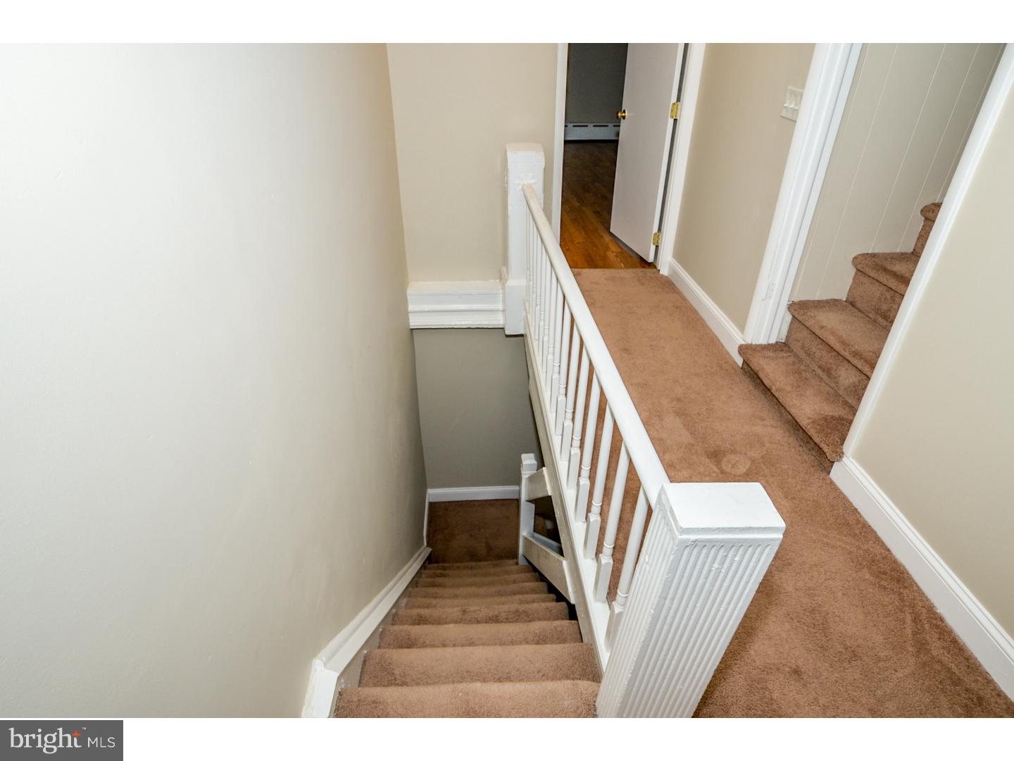 4173 Apple Street Philadelphia, PA 19127 - Photo 20 of 22 Hallway