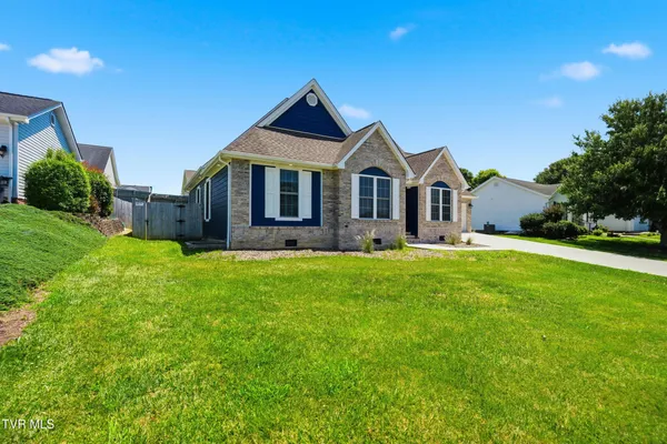 $395,000 | 121 Violet Lane, Bluff City, TN 37618