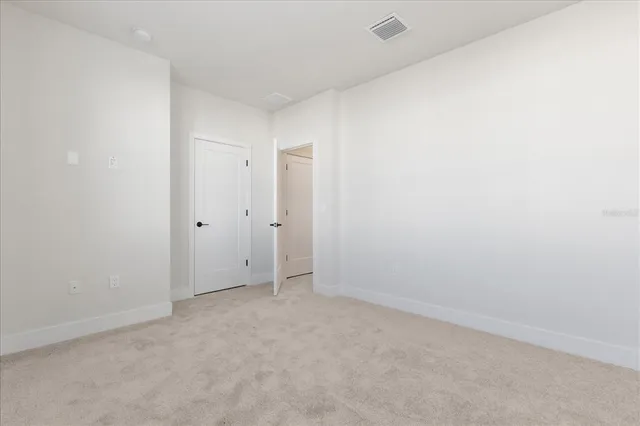 a close up view of a washer and dryer