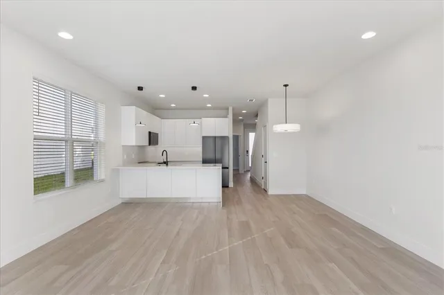 a view of entryway and hall