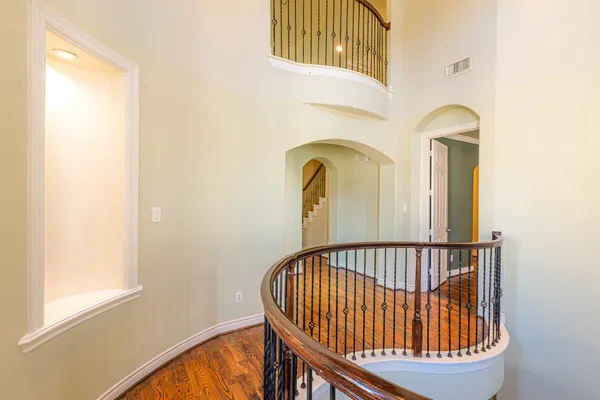 $3,600 | 1314 Sherwood Springs Lane, Houston, TX 77043